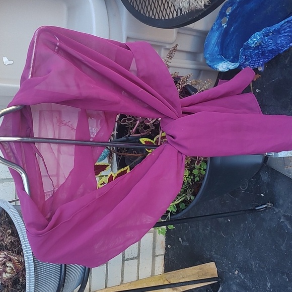 Burgundy Scarf - Picture 4 of 7